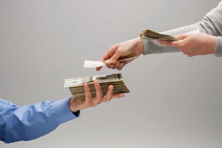 Rollover + Swap Fees Explained: The Overnight Bandits Stealing Your Trading Gold!